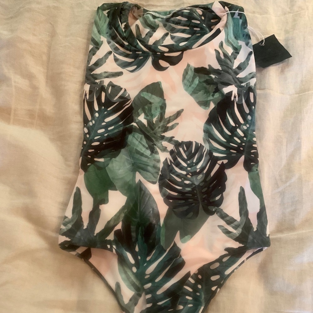 Stone Fox Swim The Tulum One piece